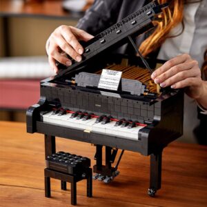 21323 - Le piano à queue